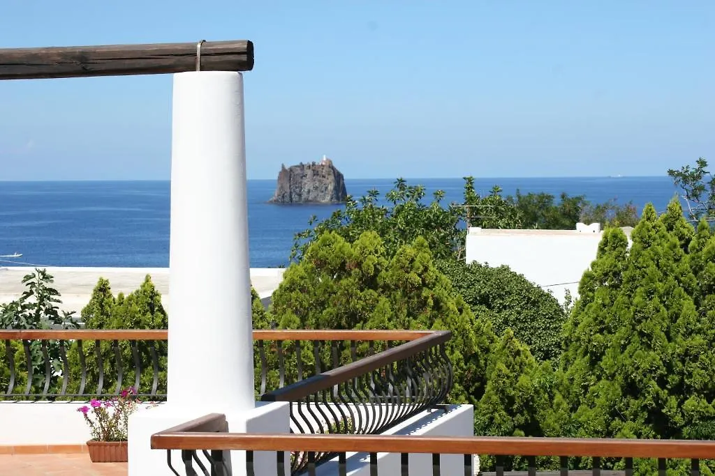 Pedra Residence Στρόμπολι Ιταλία