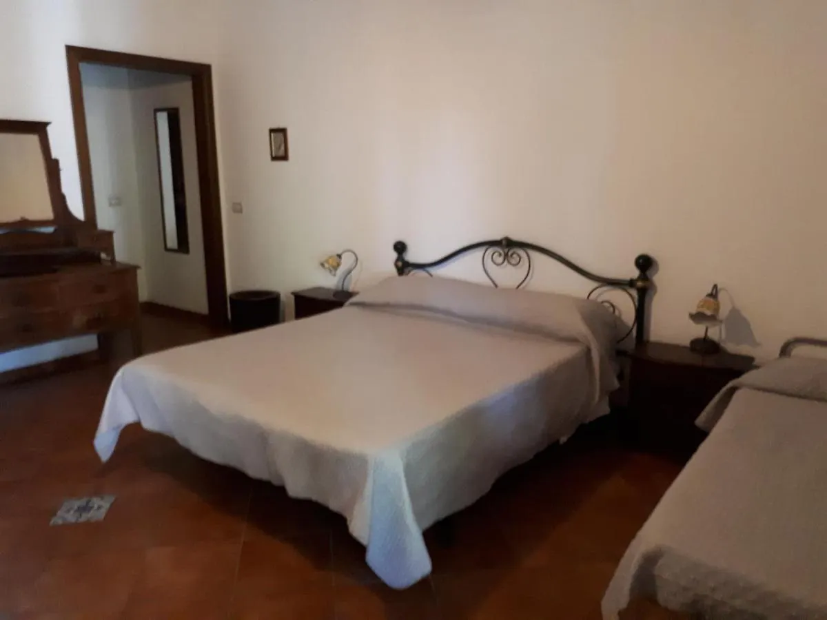 Pedra Residence Στρόμπολι