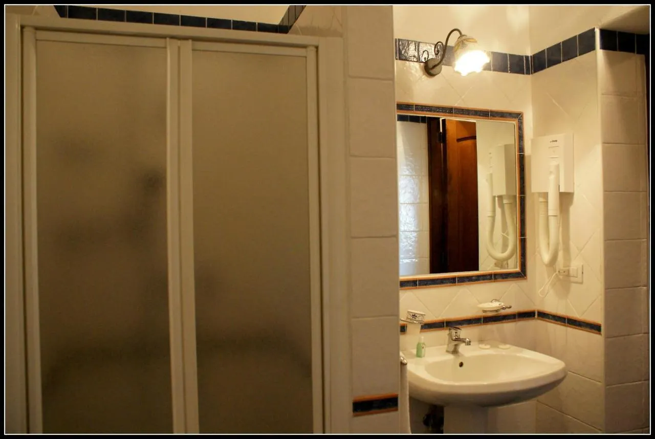 Ξενοδοχείο με διαμερίσματα Pedra Residence Στρόμπολι