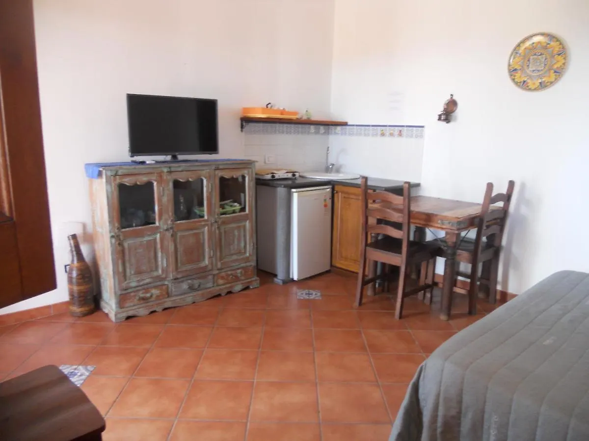 Aparthotel Pedra Residence Stromboli