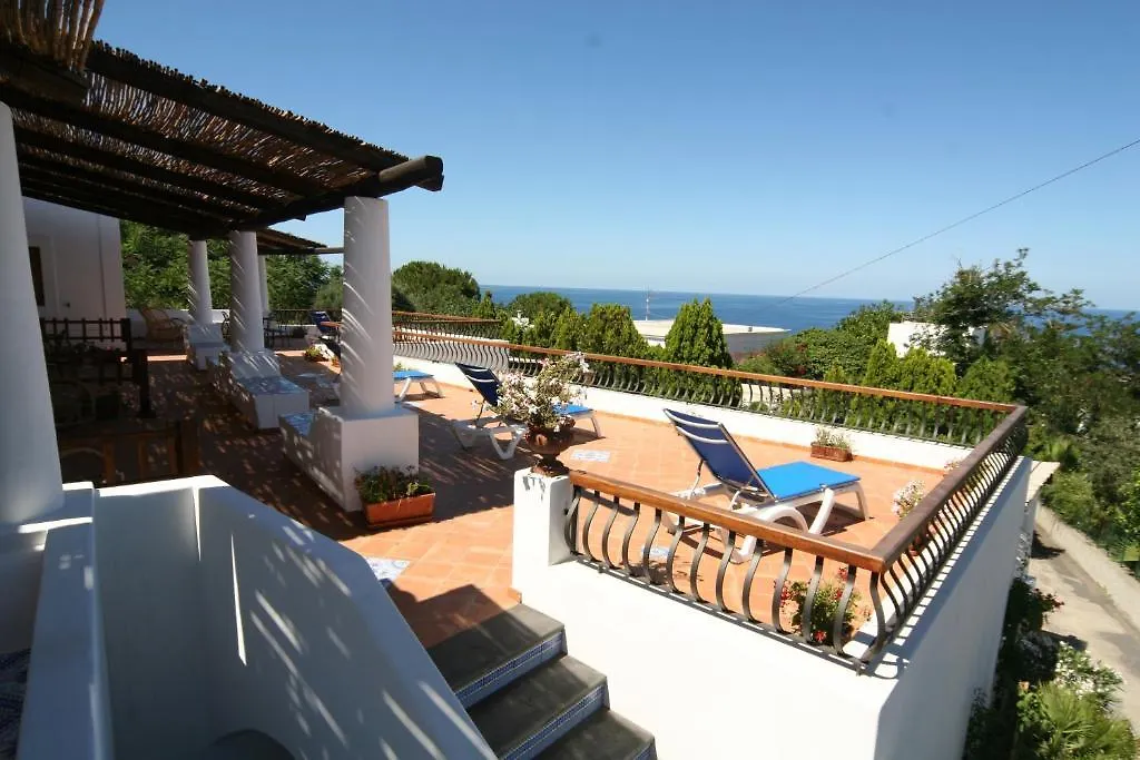 Pedra Residence Stromboli 2*,  Italia