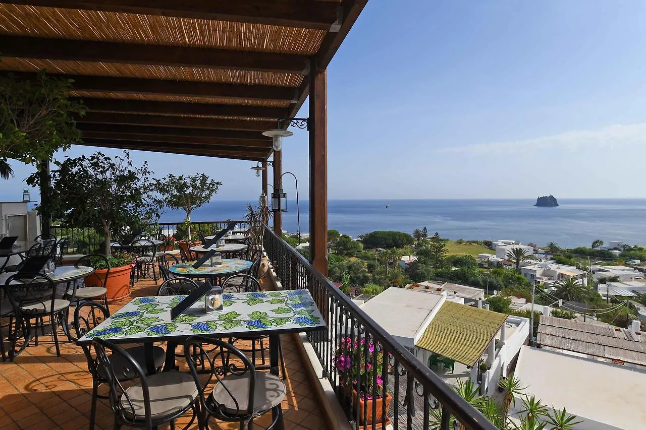 Pedra Residence Stromboli Aparthotel