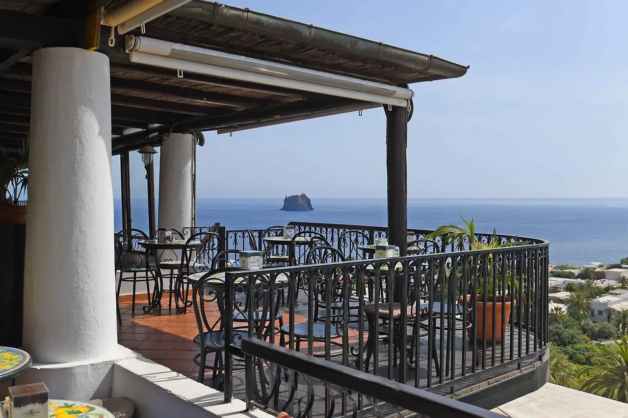 Aparthotel Pedra Residence Stromboli