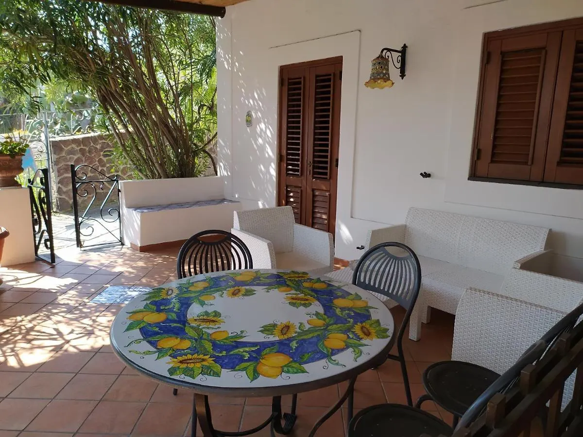 Aparthotel Pedra Residence Stromboli